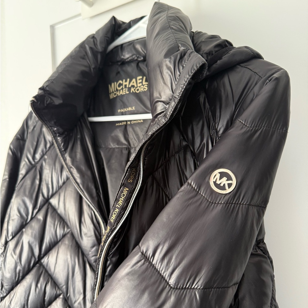Michael Kors packable quilted puffer jacket - Picture 6 of 11